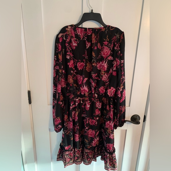 INC dress from Macy’s black and floral like new condition great for a night out - Picture 5 of 6